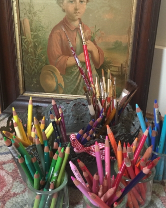 I am a black ink pen snob and my pencils must be sharp. I own a collection of pencil sharpeners and have been known to use two different sharpeners in one go in order to obtain the perfect point. Other than that, I'm easy to get along with.
